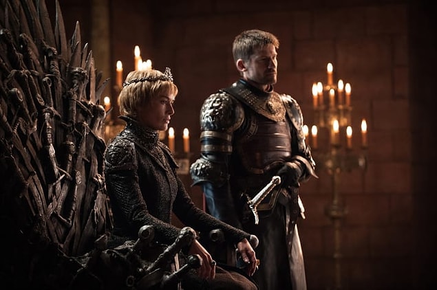 1. Cersei, Baelor Septi'ni yerle bir ettikten sonra Jaime ile tekrar bir arada.