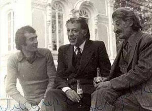 17. Dilaver Gür, Münir Özkul ve Hakkı Karadayı Hababam Sınıfı setinde (1975).