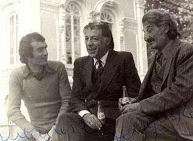 17. Dilaver Gür, Münir Özkul ve Hakkı Karadayı Hababam Sınıfı setinde (1975).