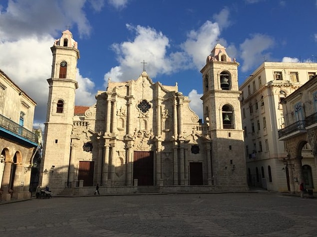 3. Plaza de la Catedral