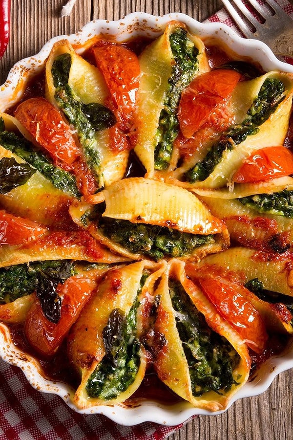 3. Конкильони со шпинатом