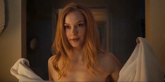 Светлана Ходченкова оголилась в новом клипе группы "Ленинград" 18+