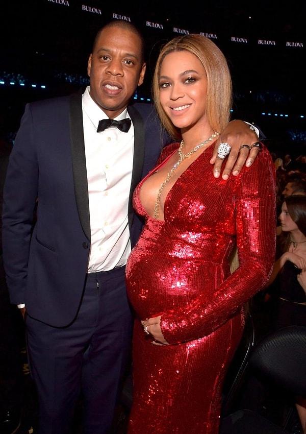 35 yaşındaki şarkıcı ve kocası bu yıl ikinci kez ebeveyn olmayı planlıyor ve Beyonce ikizlere hamile.