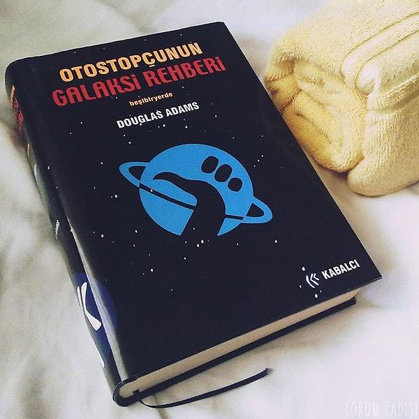 2. Otostopçunun Galaksi Rehberi - Douglas Adams