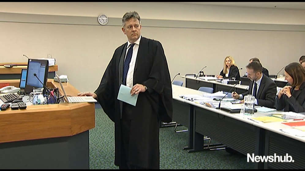 Mahkemede Tüm Ciddiyetle Eminem'den 'Lose Yourself' Dinlemek