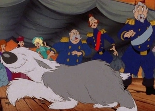 10. И это не единственная связь с Золушкой: король и эрцгерцог появляются на свадьбе принца Эрика и Ариэль.