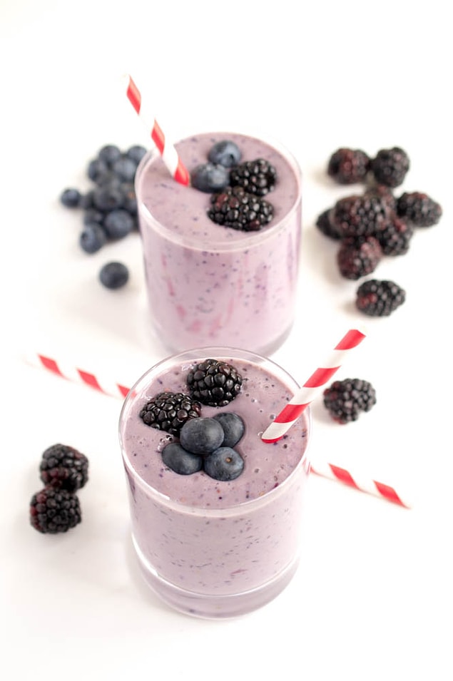 5. Yazları size böğürtlenli bir smoothie iyi gider...