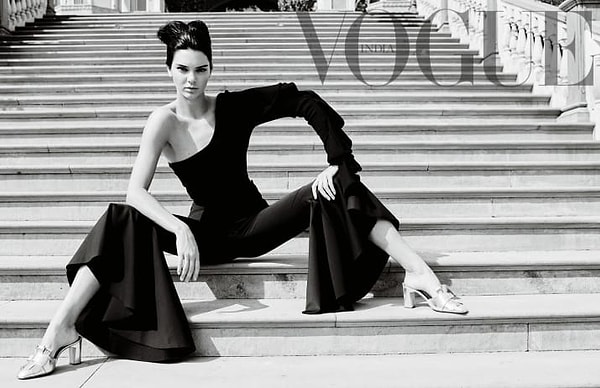 2. Снимки, сделанные британским фотографом Марио Тестино, совсем недавно были опубликованы в Сети