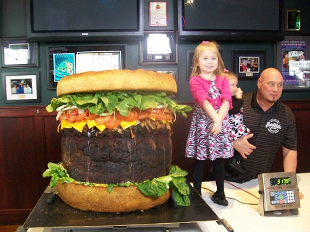 Absolutely Ridiculous Burger ($1999)