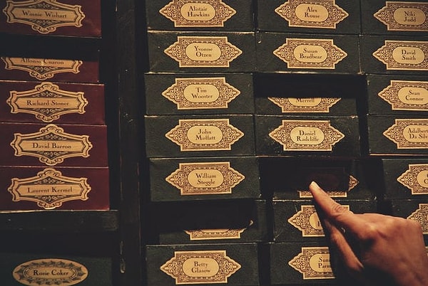 11. На съемках было использовано более 3 тыс. волшебных палочек.