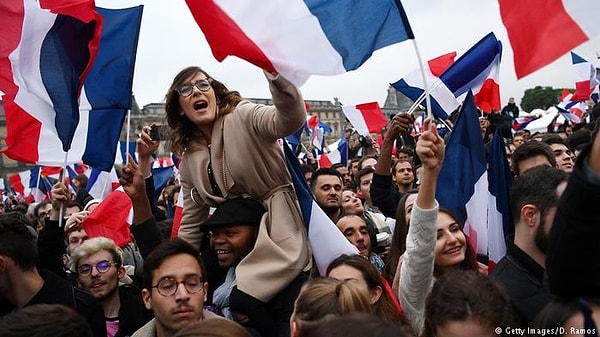 Macron: 'Avrupa'yı yeniden etkin hale getireceğiz.'