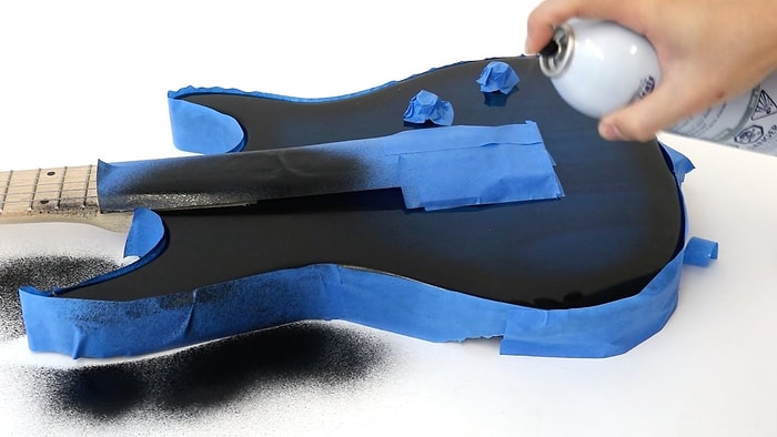 Sıkıldığı Yeri Dokunmatik Alana  Çeviren Sprey!