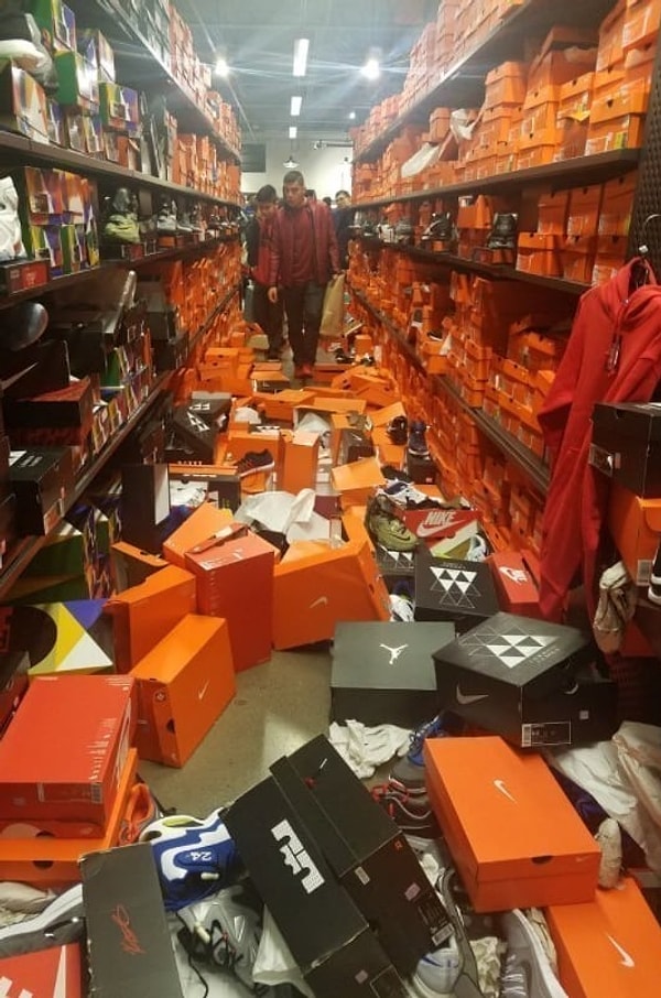 1. На самом деле, работать "на зале" - это такая легкотня...