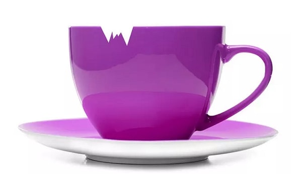 6. Ну вот. От новенькой чашки откололся кусочек. Поможете его найти?