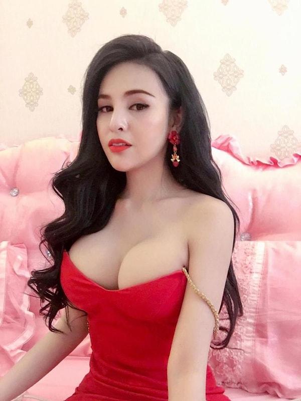Pek çok filmde rol alan Kamboçyalı aktris Denny Kwan'ın yeni filmlerde yer alması, "fazla seksi" olduğu gerekçesiyle yasaklandı.