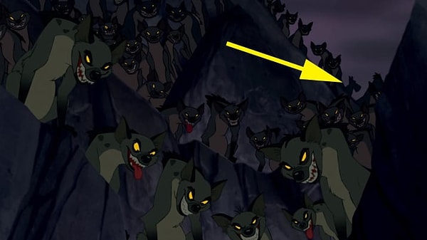 4. А вот и Джок (шотландский терьер) из "Леди и Бродяга" на заднем плане сцены битвы между Симбой и Шрамом в "Короле Льве"