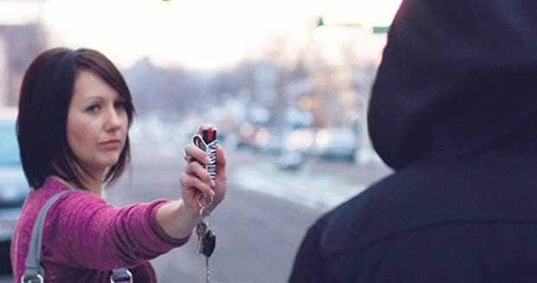 15. Перцовые баллончики в Канаде под запретом