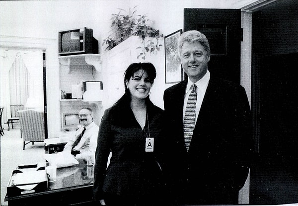 Sonuncusu ise Bill Clinton için Monica Lewinsky ile yaşadığı ilişki sonrasında gerçekleşti