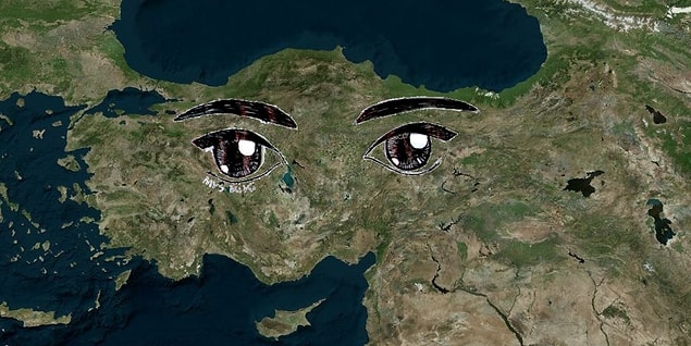 Neyse, size anlatacaklarım var; kulak kesilin. 🖐