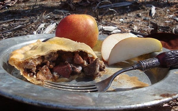 2. Пирог с говядиной и беконом