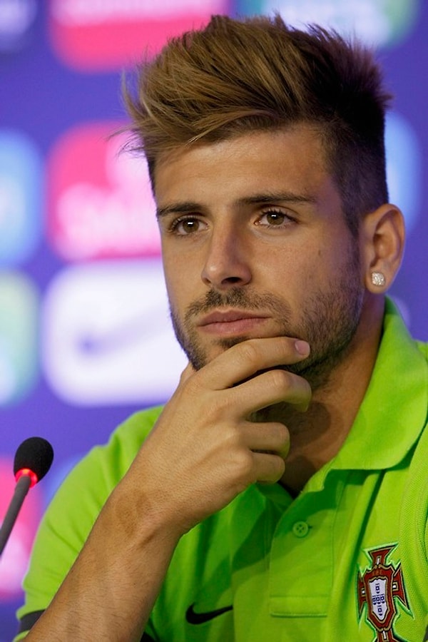 11. Мигел Велозу