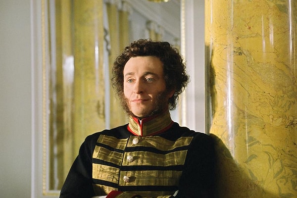 6. Несмотря на то, что в большинстве фильмов Безруков играет практически без грима, он мечтает однажды сыграть "урода"