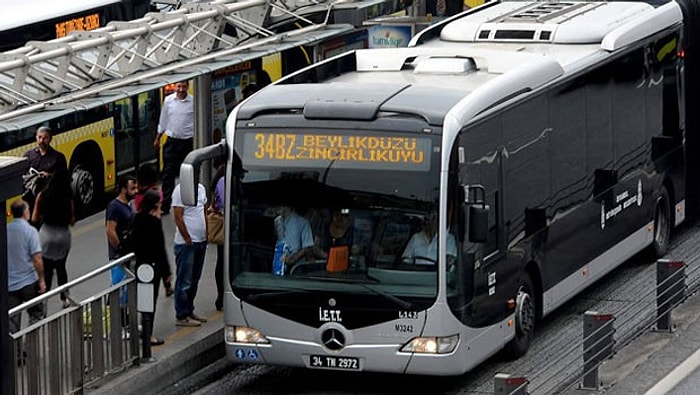 İBB'den 'Pembe Metrobüs' Açıklaması: 'Çalışmalarımız Sürüyor'