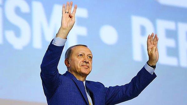 Cumhurbaşkanı Erdoğan, 1414 oy ile yeniden AK Parti Genel Başkanı