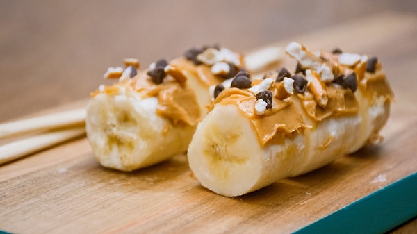 7. Роллы с сухофруктами и гранолой