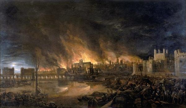 17. yüzyılda, Londra'yı veba sarstı. Yaklaşık 100 bin insan hayatını kaybetti. 1666 yılında, Büyük Londra Yangını yaşandı. Şehri yeniden kurmak on yıl aldı.