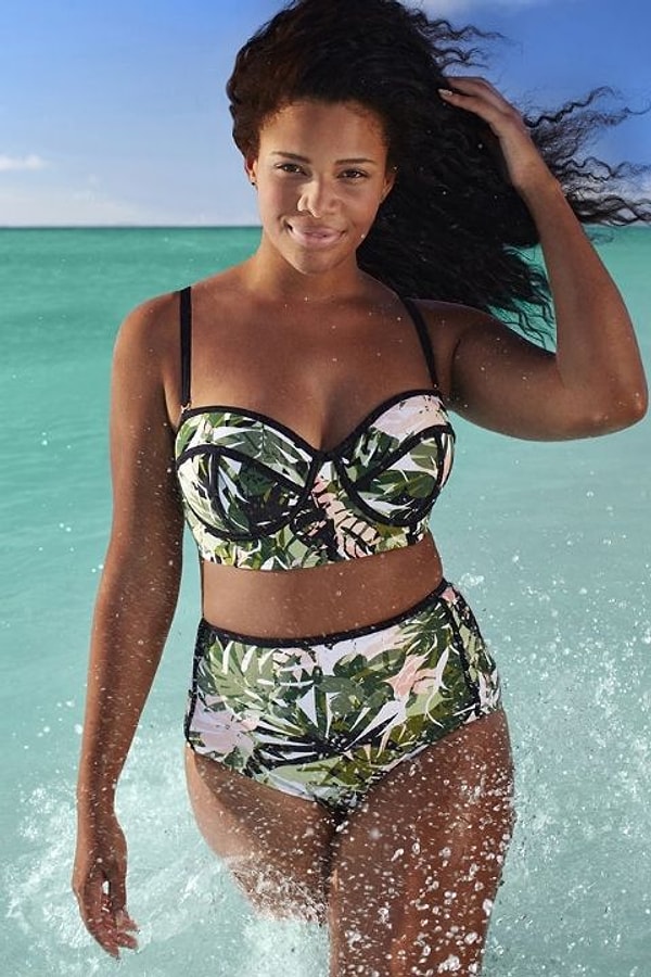 4. Такая тропическая расцветка сейчас как раз в моде 🌿