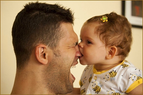 1. Девочка без отца растет с ощущением, что её некому защитить.