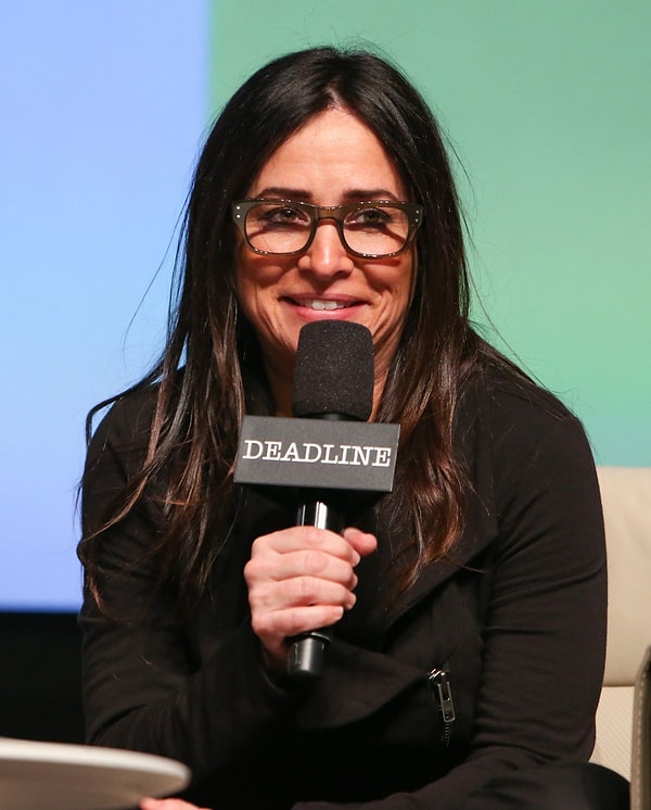 5. Памела Эдлон (50 лет)