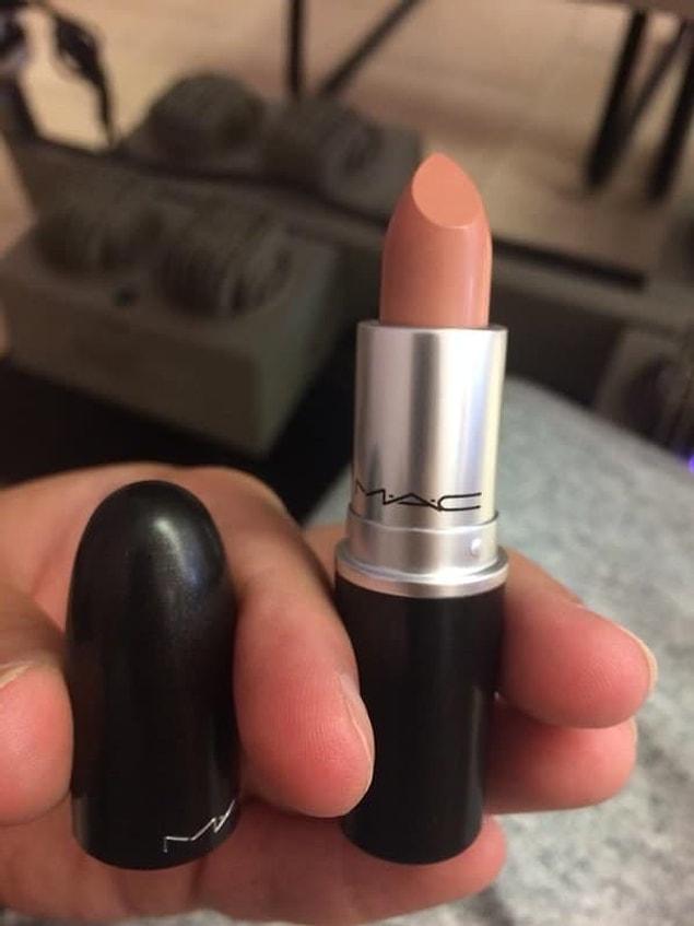4. The perfect point on this lipstick.