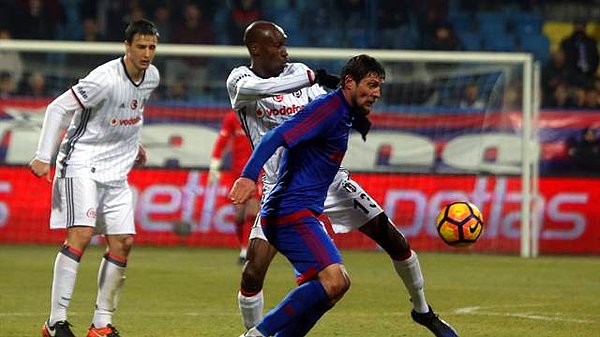 20. Hafta: Kardemir Karabükspor - Beşiktaş: 2-1