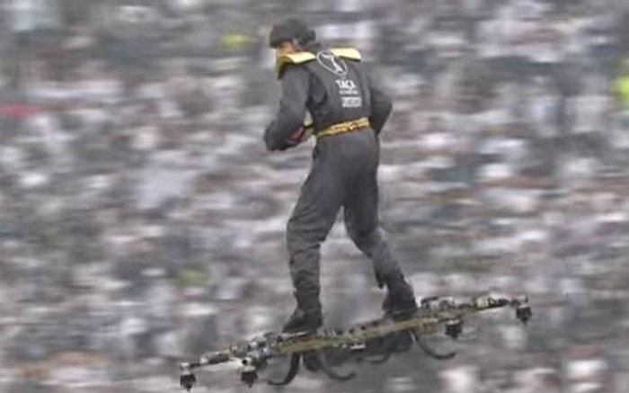 Portekiz Ligi Finalinde Topu Hakeme, Drone ile Uçan Adam Getirdi!