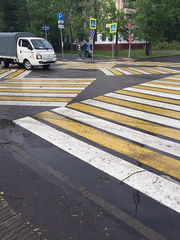 1. Итак, этот "шедевр" выглядит вот так: