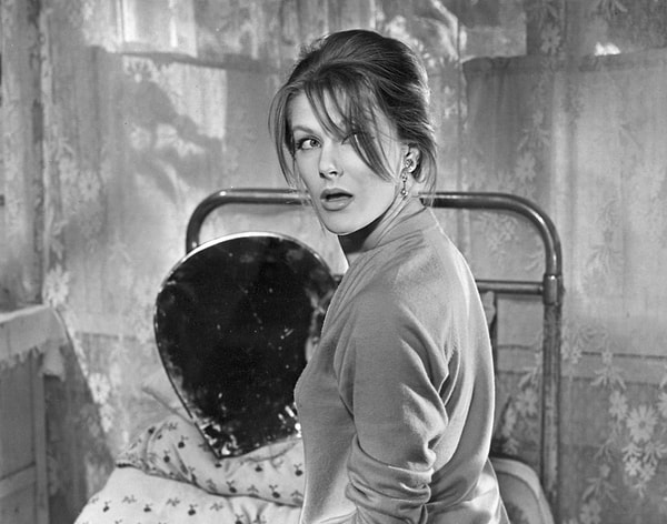 4. В конце 90-х Светлана Дружинина (Анфиса) высказала идею снять продолжение «Девчат», но проект не был осуществлен.