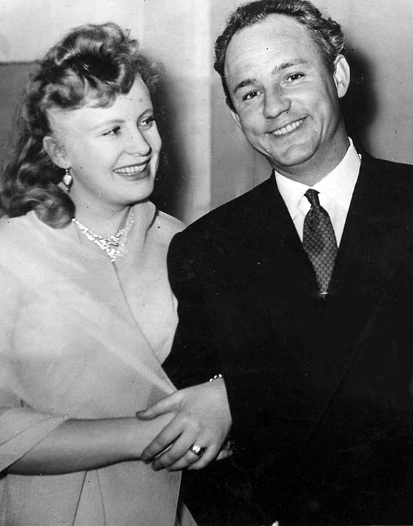 9. Николай Рыбников ухаживал за своей будущей женой – Аллой Ларионовой – в течение 8 лет.