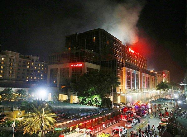 5. 2 Haziran akşamı Filipinler'de Resorts World Manila oteli kumarhanesine bir silahlı saldırgan girdi; masaları benzin dökerek ateşe verdi. Olayda onlarda can kaybı yaşandı.