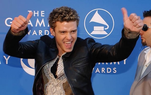 9. Джастин Тимберлейк прославился синглом...