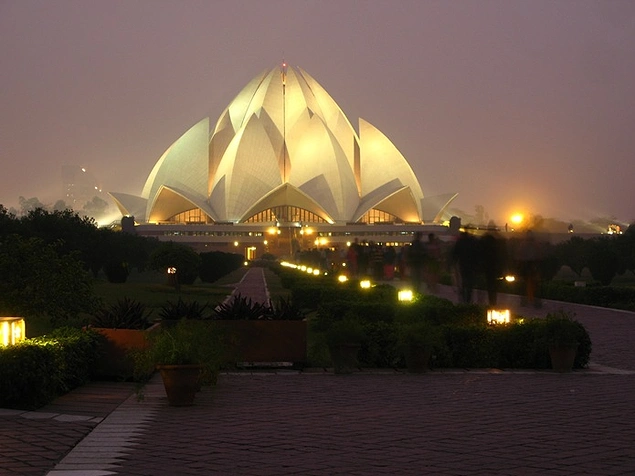 Lotus Temple (Delhi, India)