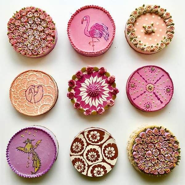 6. Кроме того, Джулиана делится тоннами рецептов на своем сайте, чтобы вы могли воссоздать такие же торты дома!