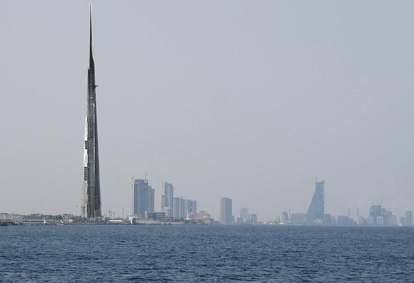 10. Dünyanın en yüksek gökdeleni olacak olan 'Kingdom Tower' inşa ediliyor.