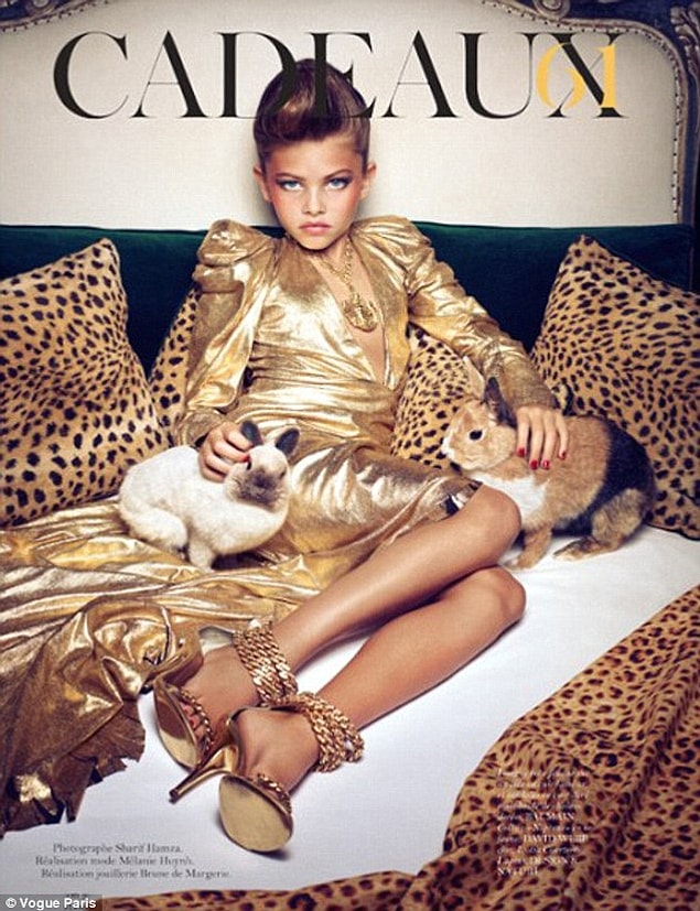 2011 yılında Vogue dergisinin Fransız edisyonunda yer alan fotoğrafları o dönem gündeme oturmuş, büyük tartışmalara neden olmuştu.