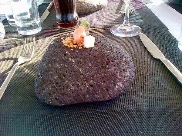 7. Нет тележки? Просто подберите с дороги любой камень