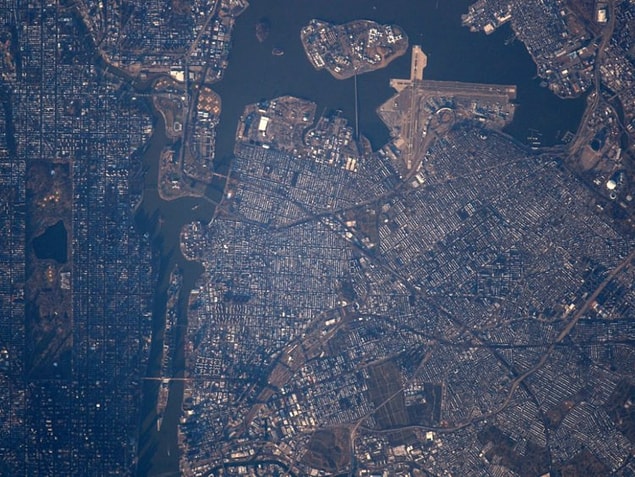 14. Aynı durum sanki New York LaGuardia Uluslararası Havalimanı için de geçerli.