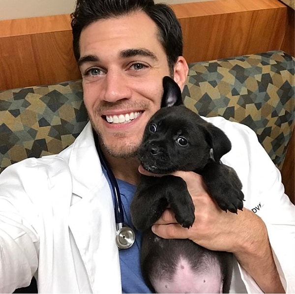 14. Dr. Evan Antin (@dr.evanantin)