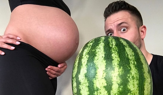 Anne Karnında Büyüyen Çocuğun Boyutunu Meyvelerle Eşleştiren Sevimli Çift