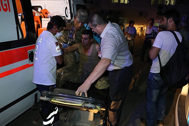 Asker zehirlenmeleriyle ilgili gözaltına alınanların sayısının 24'e yükseldi.